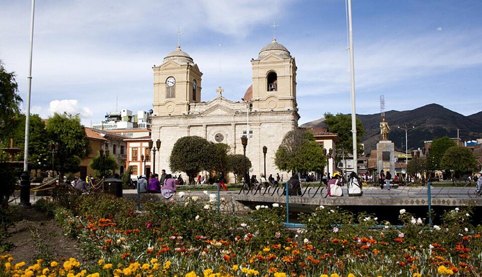 Referencia visual de AYACUCHO para la sucursal ROMICORP AYACUCHO